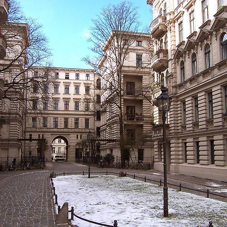 Ruhige Ferienwohnung In Kreuzberg Berlijn Buitenkant foto